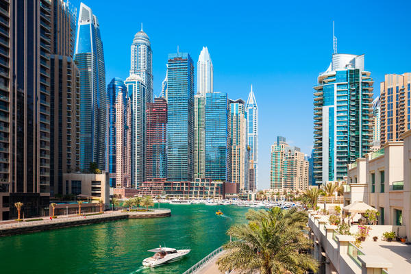dubai marina walk